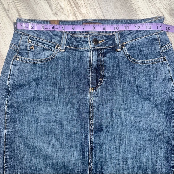 💝Wrangler Aura for Women Midi Denim Skirt Back Slit Size 6 x 32 - Picture 3 of 10